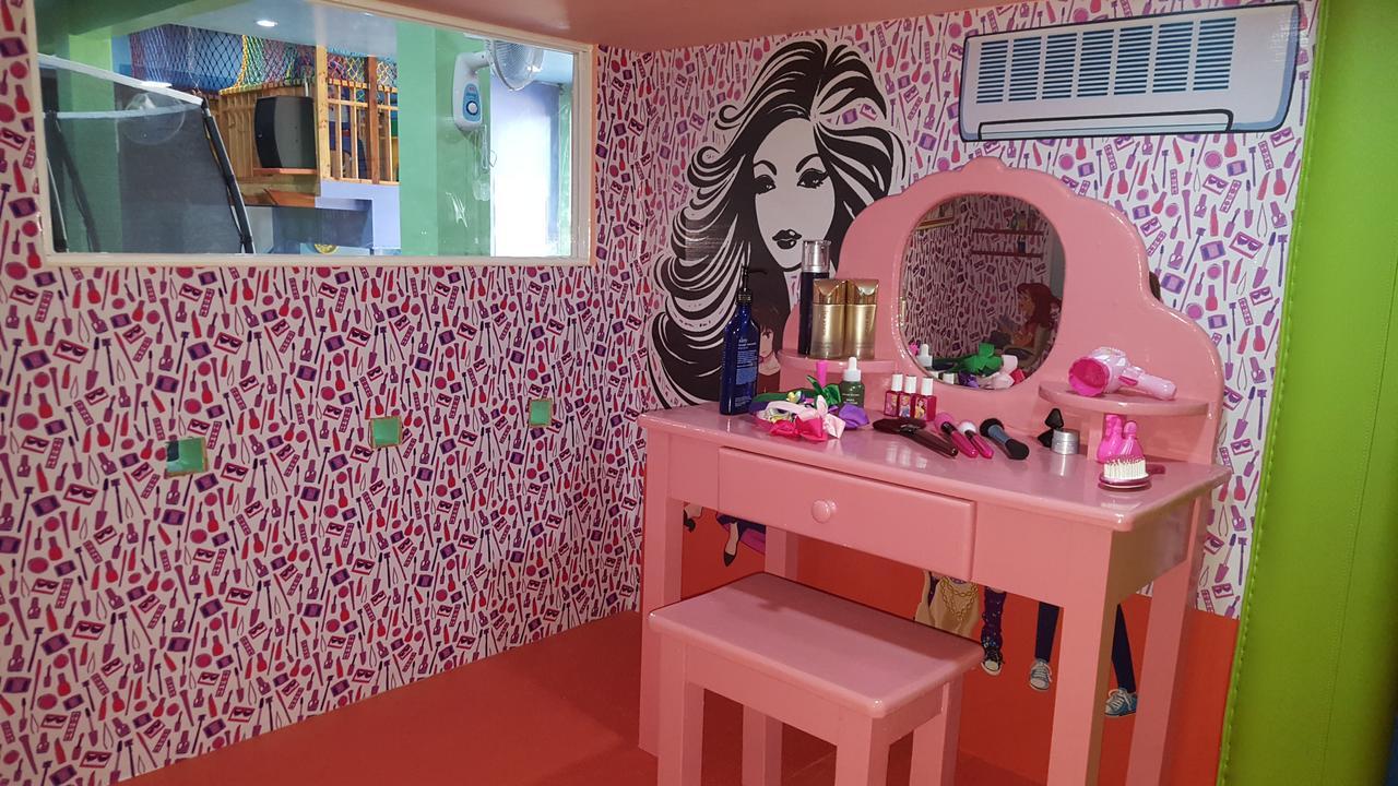 Mj'S Residences Garden Hotel And Kids Indoor Playhouse Моалбоал Екстериор снимка